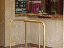 2004.05.11 Foyer_4